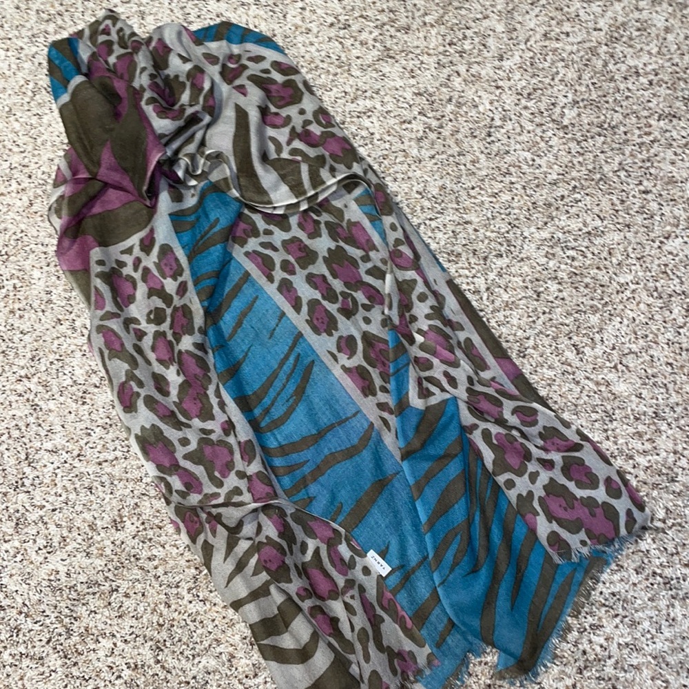 Yarnz Cashmere and silk animal print scarf. Fun and perfect for fall!